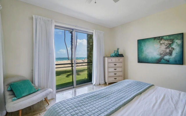 Luxury Beachfront Condo A-101
