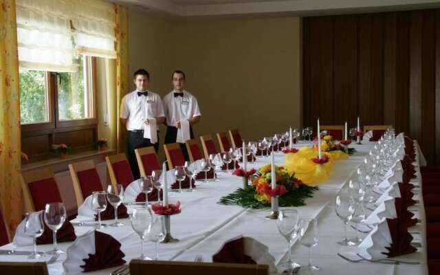 Hotel Restaurant Südpfalz-Terrassen