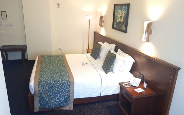 Madisson Hotel
