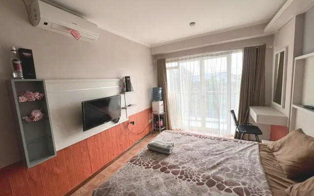 OYO 93559 Apartemen Gateway Pasteur By Erik