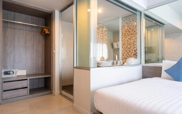 MORE Patong Hotel