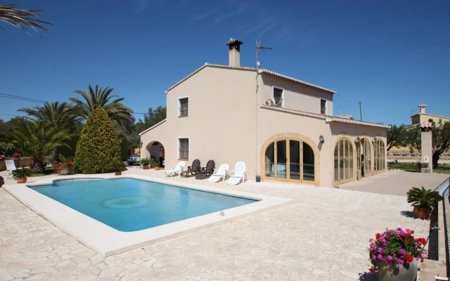 Finca Cantares - holiday home with private swimming pool in Benissa