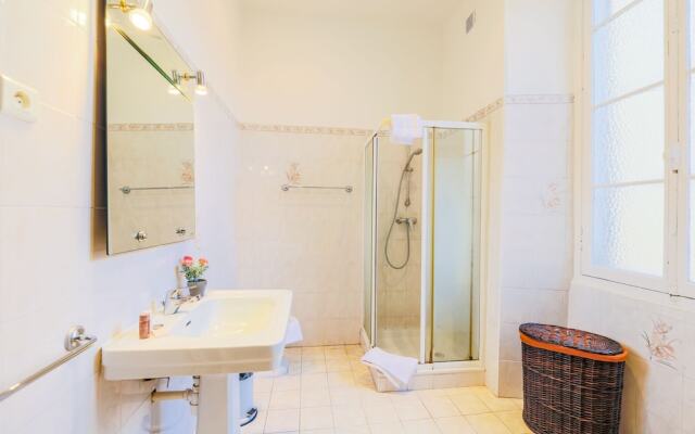 Via Italia AP1054 by Riviera Holiday Homes