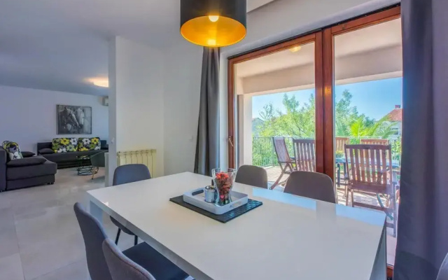 Apartment Damir 4 1 1 pax