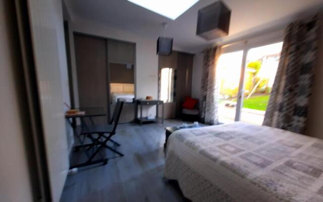 Superbe chambre de charme avec accès privatif