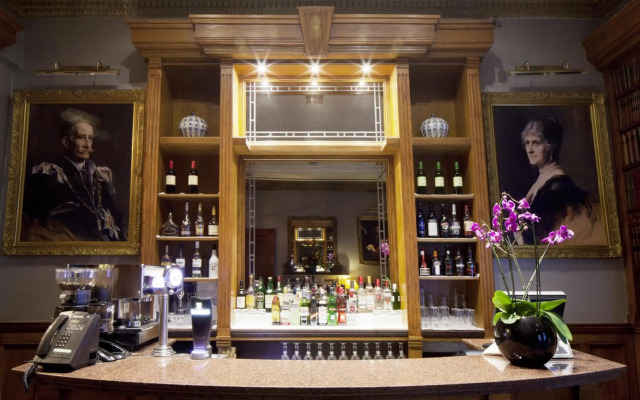 Gem Strathmore Hotel