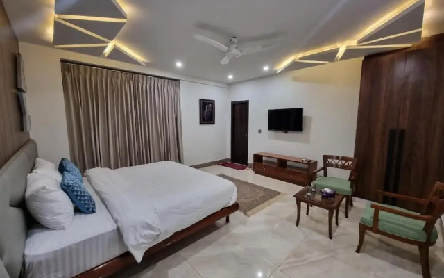 Grand Hotel Quetta