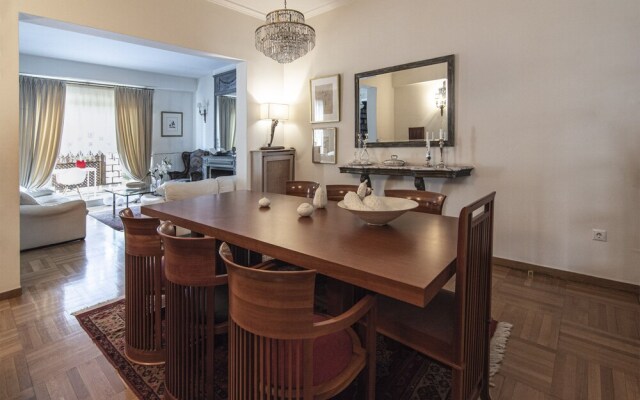 The Magnolia - Sophisticated Residence