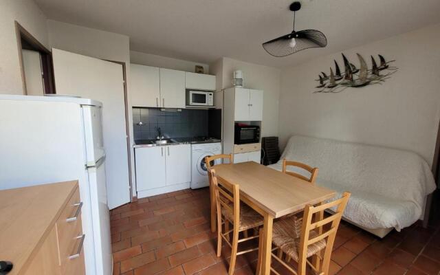 Appartement Sète, 2 Pièces, 6 Personnes - Fr-1-338-49