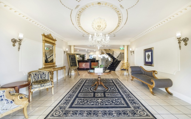 Canterbury International Hotel