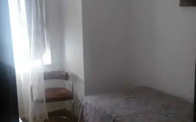 Room In Center
