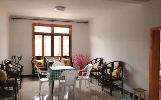 Xuancheng Airitang Inn