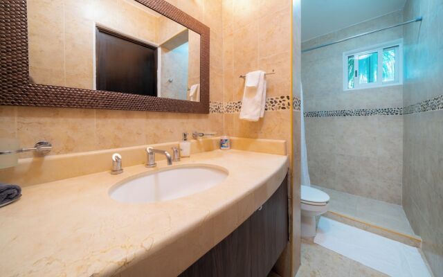 Melrose Place At Los Lirios Playacar II