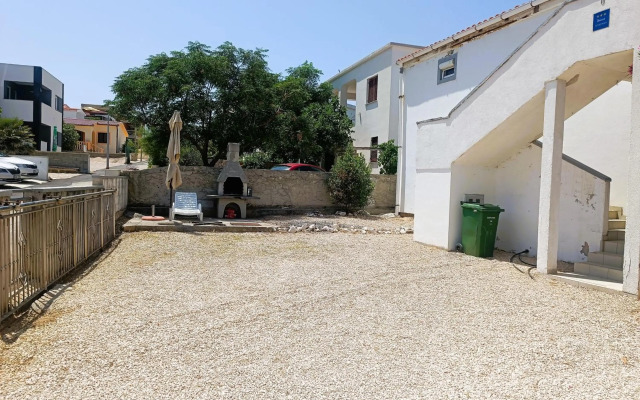 New! Apartments Babic only 50 meters from the sea