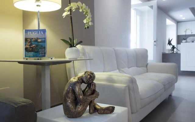 Bianco Riccio Suite Hotel