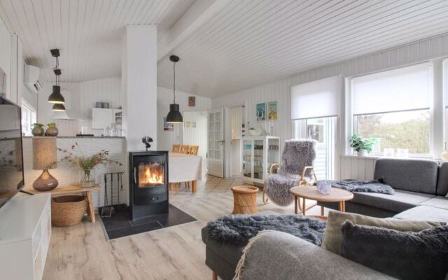 "Bjarka" - 200m from the sea in NW Jutland