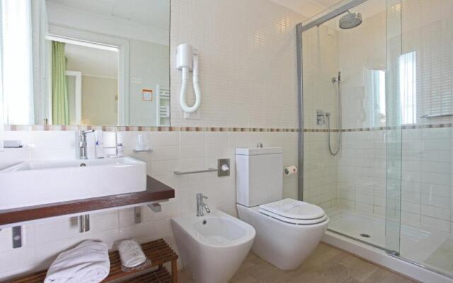 Arianna Hotel