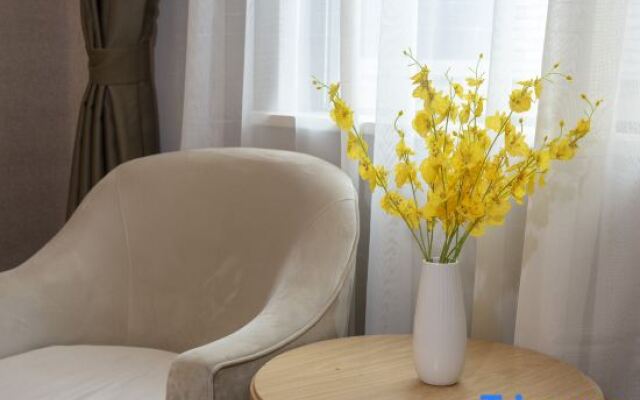 Vienna Hotel Ru Gao East Store