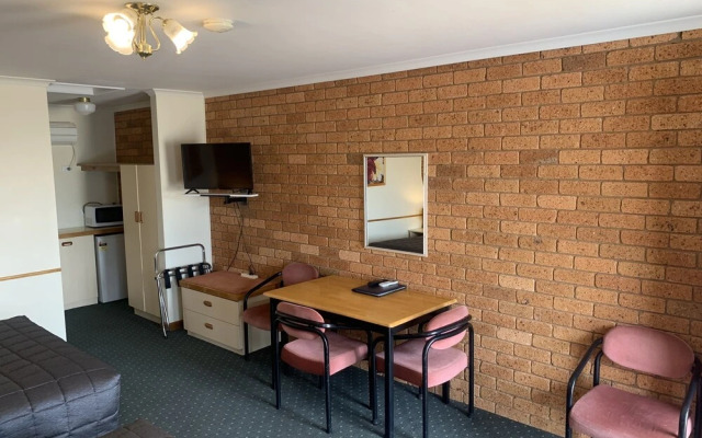 Newell Motor Inn - Narrandera