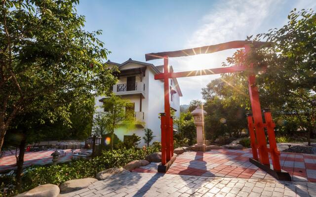 Huaman hot villa