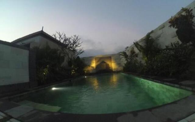 Dana Jaya Villa