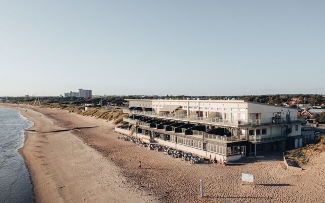 Ocean Hotel