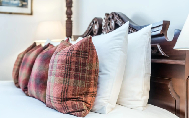 The Old Manse, Loch Ness (highland-escape)