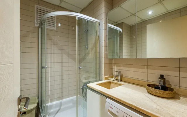 Cozy Flat Near Nisantasi and Trendy Attractions