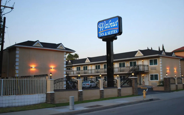 Walnut Inn & Suites West Covina