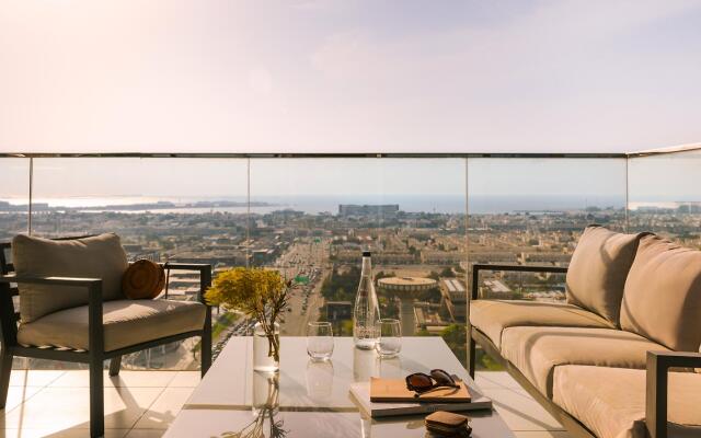 Sonder by Marriott Bonvoy Downtown Towers Apartments