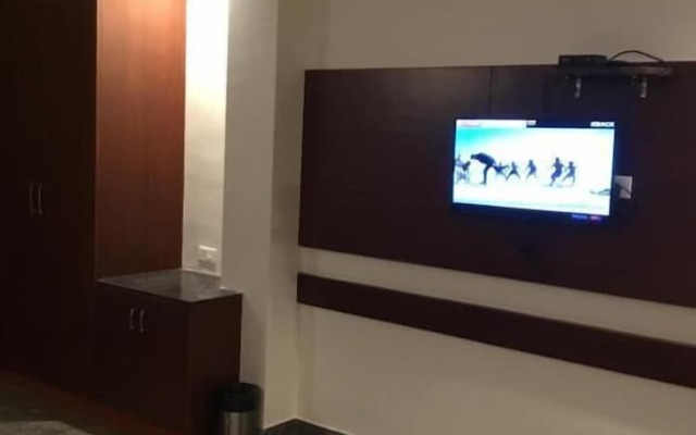 OYO 15556 Hotel Wind Palace