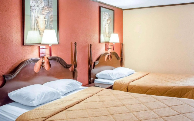 Rodeway Inn Carlisle North