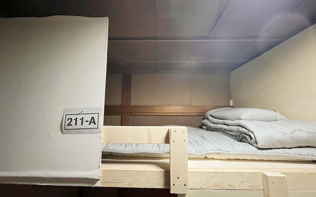 Hotel1800