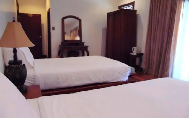 Arissara House