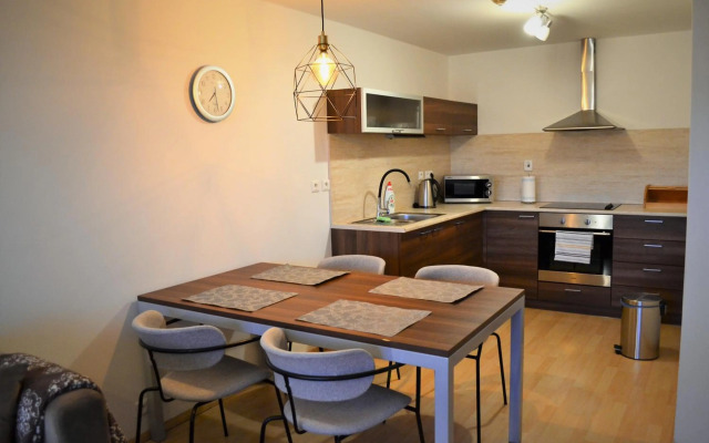 NEW Apartment 120 DONOVALY