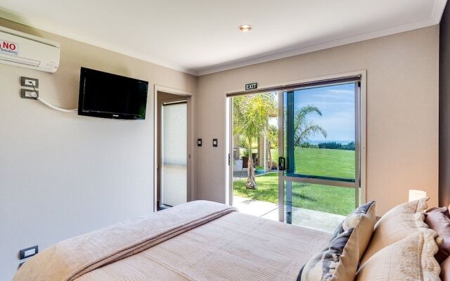 Napier Bed & Breakfast Tequila Sunrise