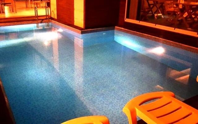 Corner Boutique Hotel