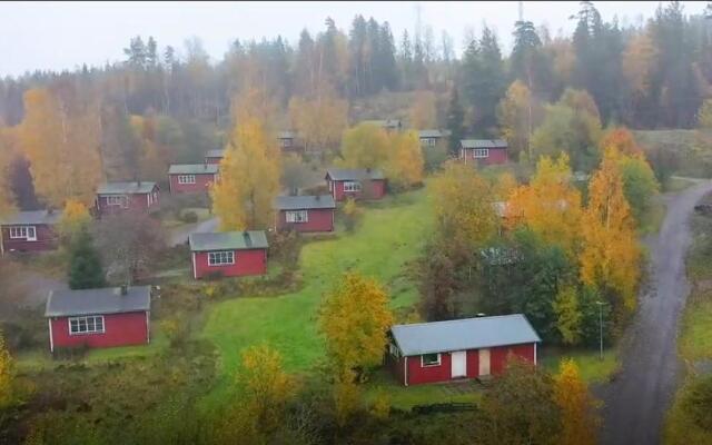 Three Rooms stuga i stugby near National Park