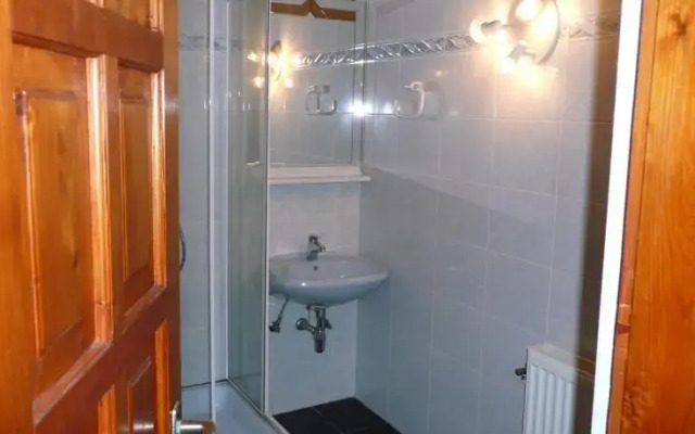 Krisztián Kheops Apartmanok