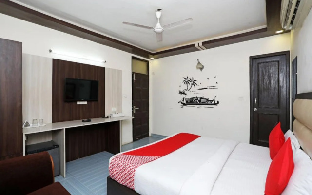 Stay South Plaza By OYO Rooms