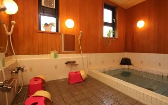 Alpine Lodge