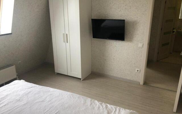 Apartment Zolotoy Bereg 5