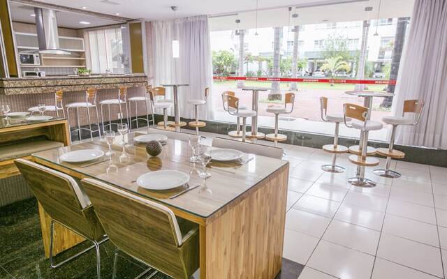 Premier Residence Hplus Long Stay