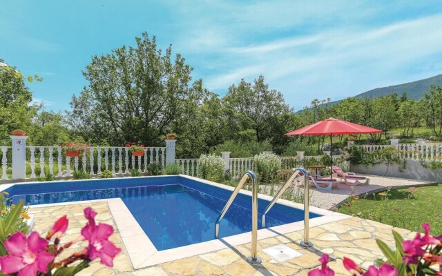 Stunning Home in Gata With Wifi and 2 Bedrooms