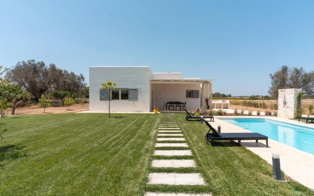 Lamia Flora con Piscina Privata