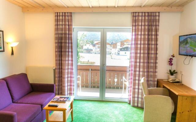 Appartement- und Wellnesshotel Charlotte - 3 Sterne Superior