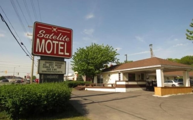 Satelite Motel