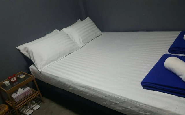 Din Space Bangkok