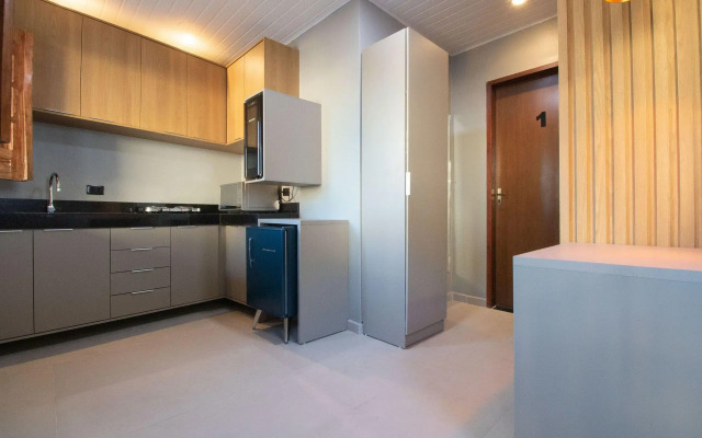 Flat Com Cozinha À 5 Minutos Do Rio