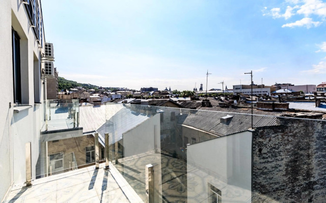 InshiApartments on Hazova str 4